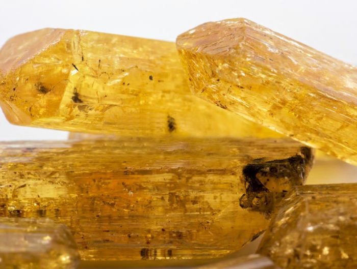 Rough uncut citrine.