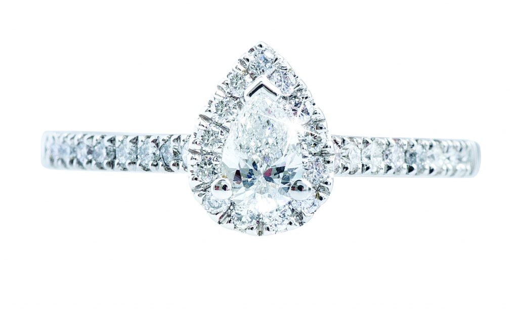 image of diamond engagement ring