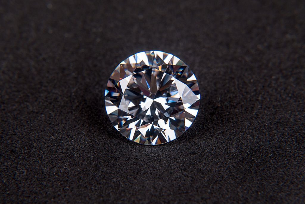 How to Spot Fake Diamonds - Leo Hamel Fine Jewelers Blog