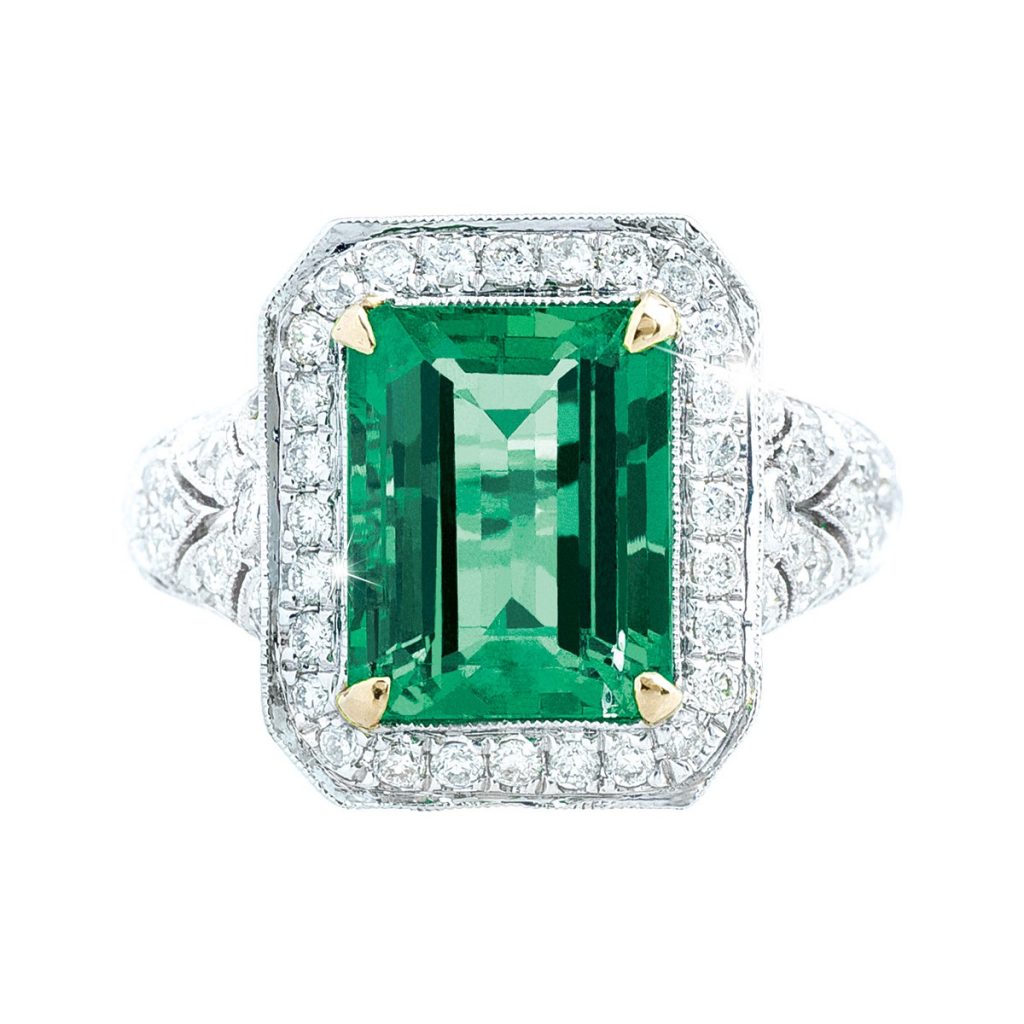 image of emerald anniversary jewelry