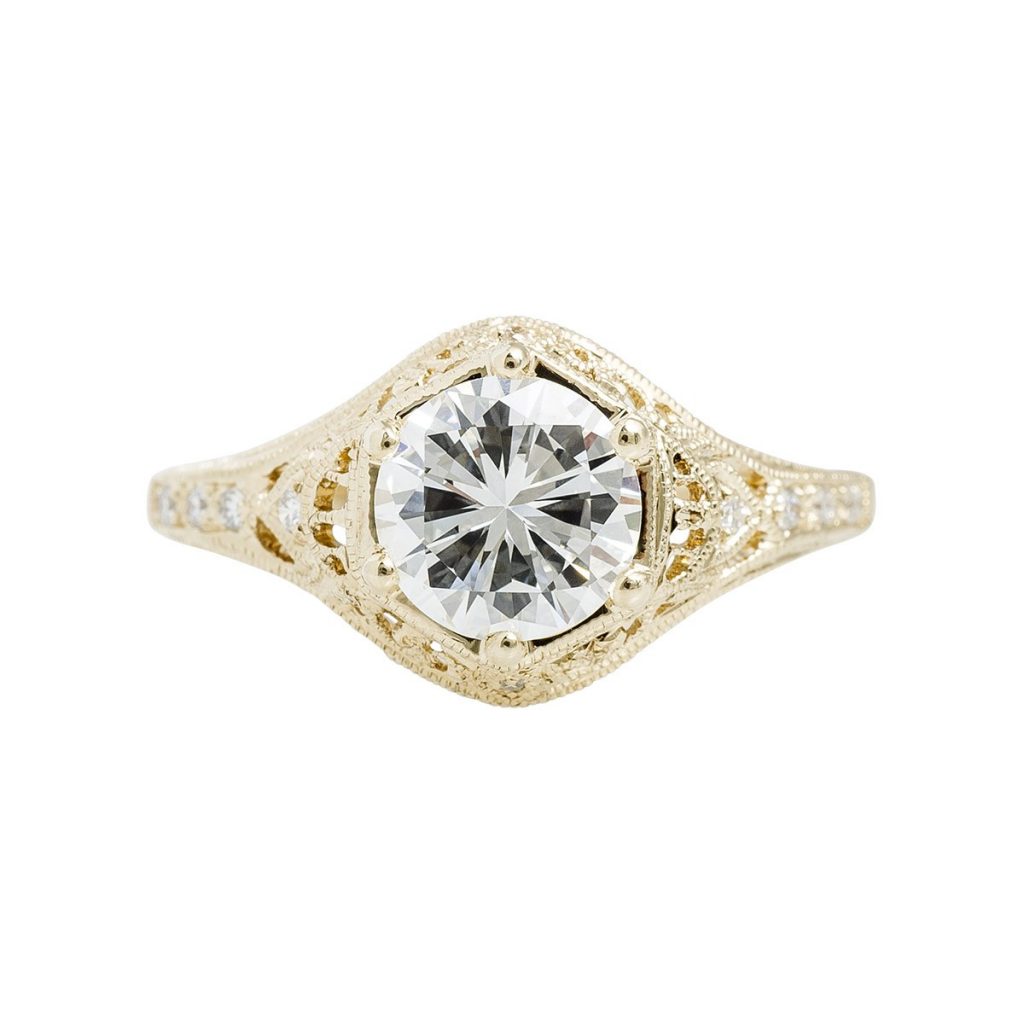 image of solitaire engagement ring 