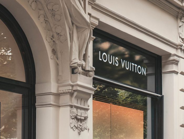 Outdoor Louis Vuitton storefront.