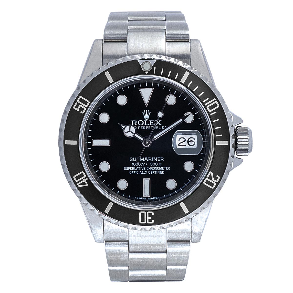 Pre-owned men’s Rolex Submariner in stainless steel with a black dial.