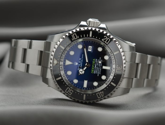 Pre-owned men’s Rolex Sea Dweller in stainless steel.