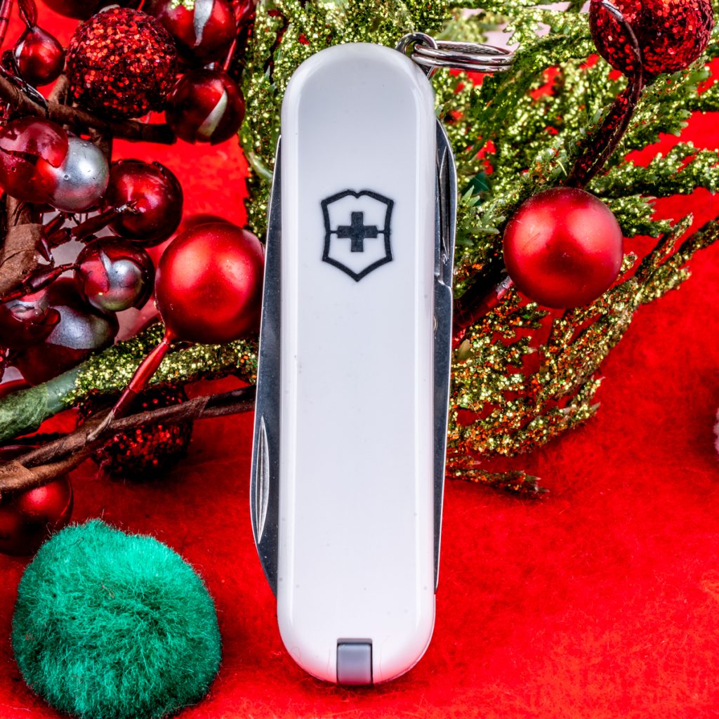 Victorinox Classic Swiss Army Knife, 1 ct - City Market