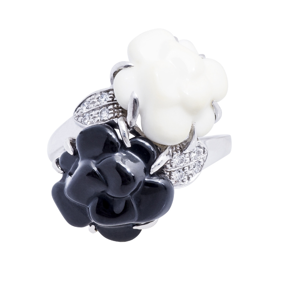 Vintage Chanel Camelia Black & White Ceramic & Diamond Ring