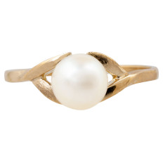 Vintage Mikimoto Pearl Ring