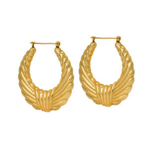 Vintage 14k yellow gold tapered grooved hoop earrings.