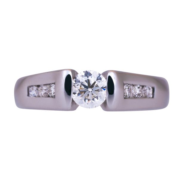 Vintage 0.68 Carats Diamond Engagement Ring