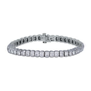 white gold tennis bracelet set with round brilliant diamonds