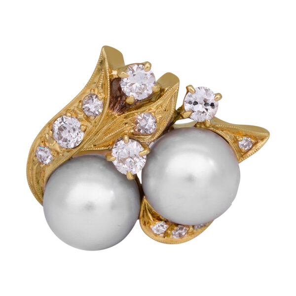 fancy yellow gold ring set with 9mm pearls & variable sized diamonds
