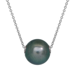 white gold necklace set with a large grey Tahitian pearl