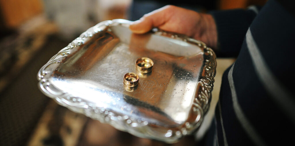 Mulling over family heirlooms can weighs heavily on the heart, especially when you can't make use of the jewelry, like with a pair of wedding bands. 