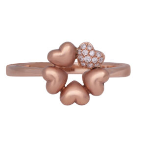 rose gold 5-heart cluster ring set with round diamonds