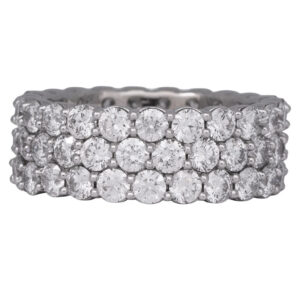 white gold round brilliant diamonds