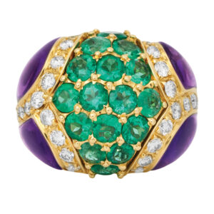 Vintage 18k yellow gold ring set with 4.27 carats of round brilliant emeralds plus 0.60 carats of round brilliant diamonds plus 10.00 carats of amethysts.